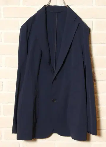 새상품급 차오패닉 남성용 얇은 소재 스트레치 테일러드 자켓 M