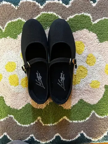 LA ACADEMIA 블랙 발레 슈즈