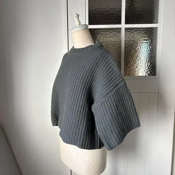 HYKE 카키 반팔 니트