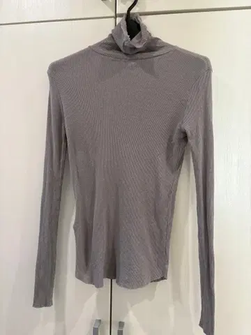 소주 캐시미어 터틀 그레이 터틀넥