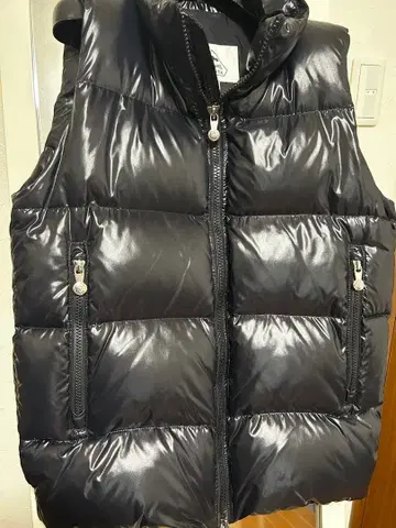 PYRENEX 블랙 다운 베스트 M