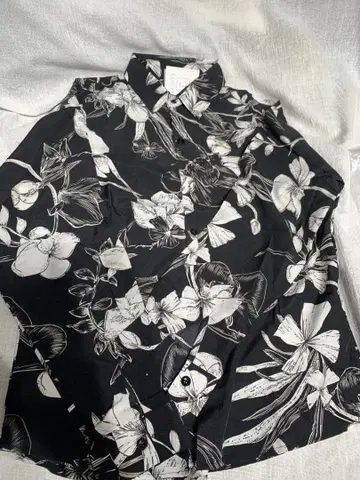 플라워 프린트 반팔 셔츠 새상품