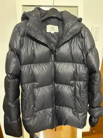 PYRENEX 블랙 다운 자켓