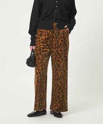 미사용 새상품 유나이티드 애로우즈 벨로아 레오파드 와이드 팬츠