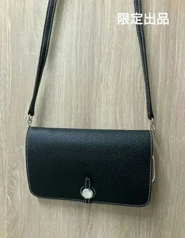 mal. 인기 블랙 가죽 숄더 백 12/15까지 판매