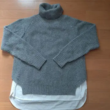 BEAMS 그레이 터틀넥 니트 스웨터