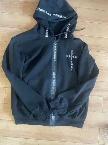 RTEG 블랙 후드 부착 후드티