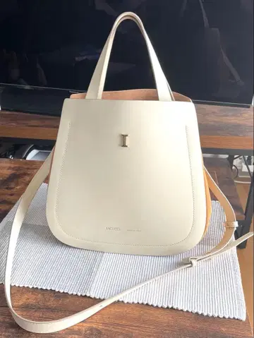 이아쿠치 2way ZAFFIRO 숄더백 스웨이드