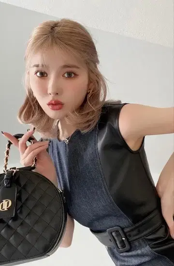 다리치 가죽 콤비 롱 원피스 시착만 한 상품