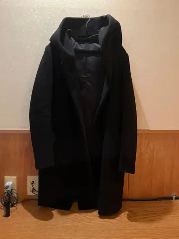 KAZUYUKI KUMAGAI 캐시미어 혼방 비버 후드 롱 코트