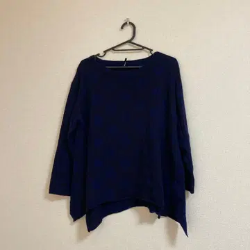 iTANG 네이비 긴팔 니트