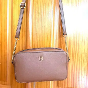 브라운 숄더백 체인 숄더