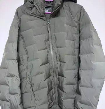 유니클로 퍼프 테크 후드티 남성용 L 카키 2024년 모델