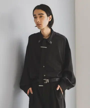 HARE 실버 파츠츠키 보타이 셔츠