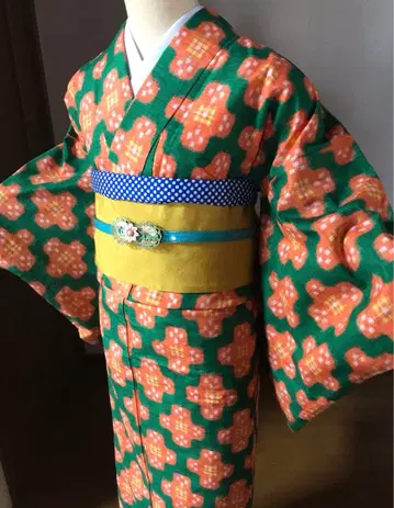 앤티크 기모노 그린 오렌지 십자가 레트로 팝