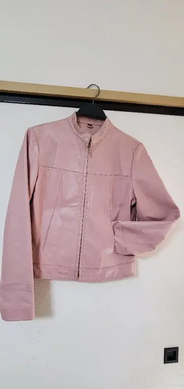 핑크 M 사이즈 가죽 자켓