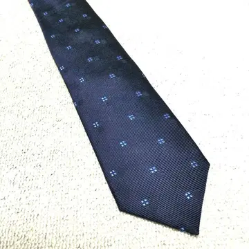 BOW BELLS HOUSE 넥타이 네이비 실크