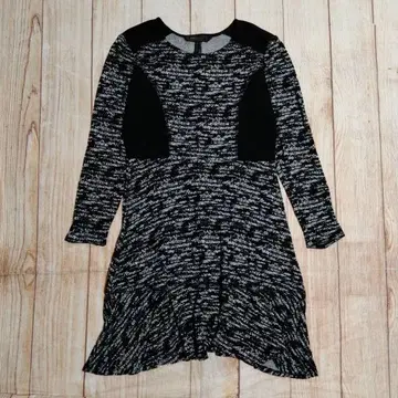 BCBGMAXAZRIA 비씨비지맥스아즈리아 원피스