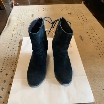 다크 블루 스웨이드 숏부츠