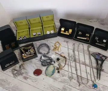 커프스 넥타이핀 목걸이 액세서리 묶음 판매 생전 정리 유품 정리