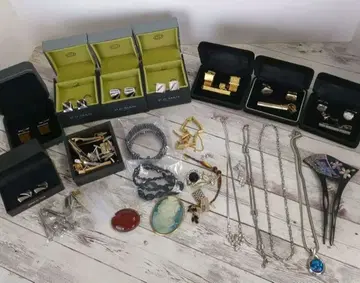 커프스 넥타이핀 목걸이 액세서리 묶음 판매 생전 정리 유품 정리