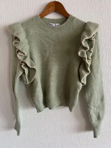 ZARA 프릴 민트 그린 니트 S