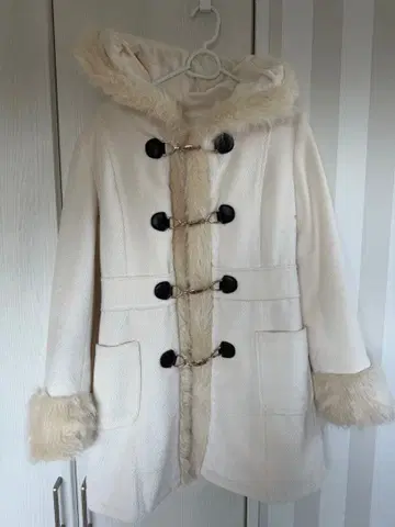 d.i.a 더플 코트 화이트