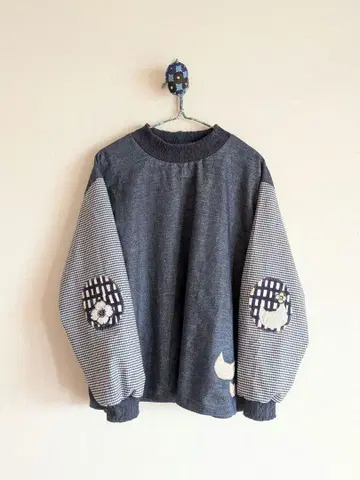 엘르 엘보 패치 풀오버 미나 페르호넨 핸드메이드