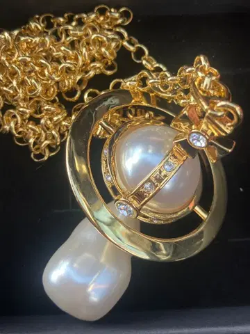 비비안 자이언트 펄 목걸이