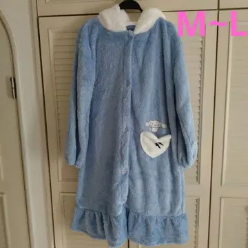 시나모롤 입는 담요