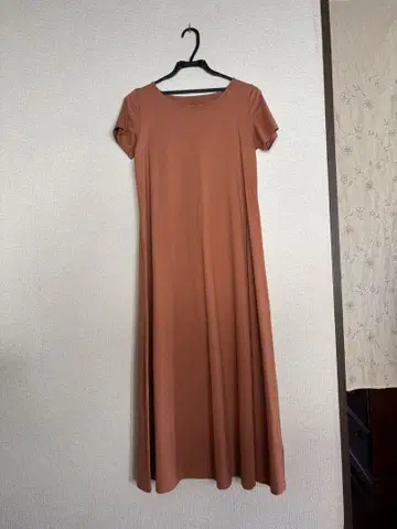 NOBLE 브라운 반팔 A라인 원피스