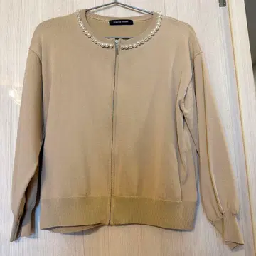 [미사용 새상품] 퀸즈 코트 펄 가디건 니트 블루종