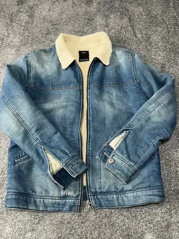 AZUL 아 줄 보아 데미지 데님 블루종 점퍼