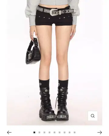 kakiss 스컬 장식 블랙 숏팬츠 새상품