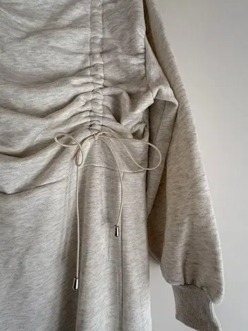 lawgy 프론트 어레인지 개더 맨투맨 원피스