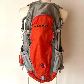 마무트 백팩 오렌지 20L