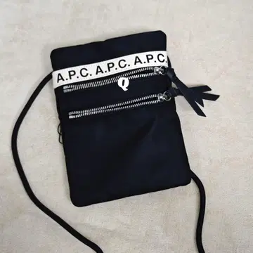 A.P.C. 아페쎄 숄더백