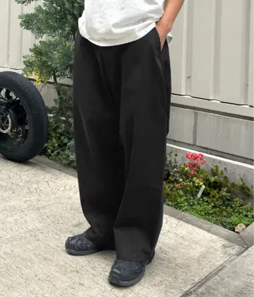 [ 당일 발송 ] 와이드 벌룬 치노 팬츠 BROKEN BASE