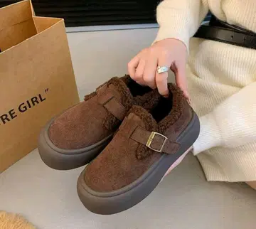 보아 슬립온 브라운 24cm