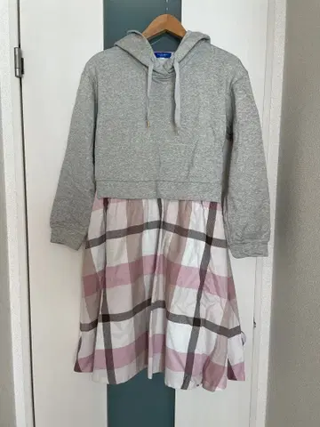 BLUE LABEL 후드티 원피스