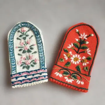 꽃무늬 자수 장갑 세트 히츠지야 (빨간색 화이트)