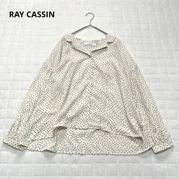 [ 레이 카즌 ] 블라우스 셔츠 겉옷 도트 도트 화이트 블랙 슬릿 프리