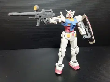 HG RX-78-2 건담 [BEYOND GLOBAL] 완성품