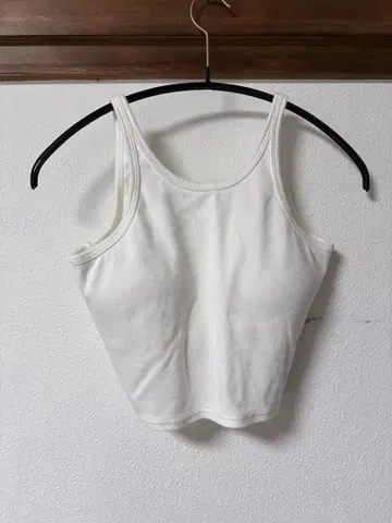 클라네 탱크탑 패드 포함