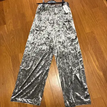 RADIAT 와이드 팬츠 그레이 M 사이즈 벨로아 새상품 야마다야