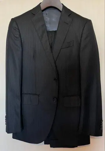 THE SUIT COMPANY 스트라이프 비즈니스 정장 블랙