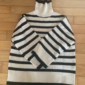 SLOBE IENA 터틀넥 스웨터