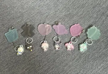 [ 새상품 미사용 ] 산리오 더블 참 묶음 판매 6개