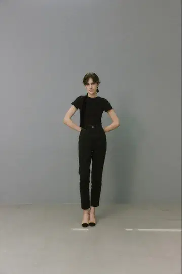 히구치 카오리xYANUK 클래식 테이퍼드