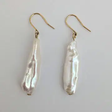 SV 담수 펄 귀걸이 담수 진주 변형주 골드 컬러 한 점